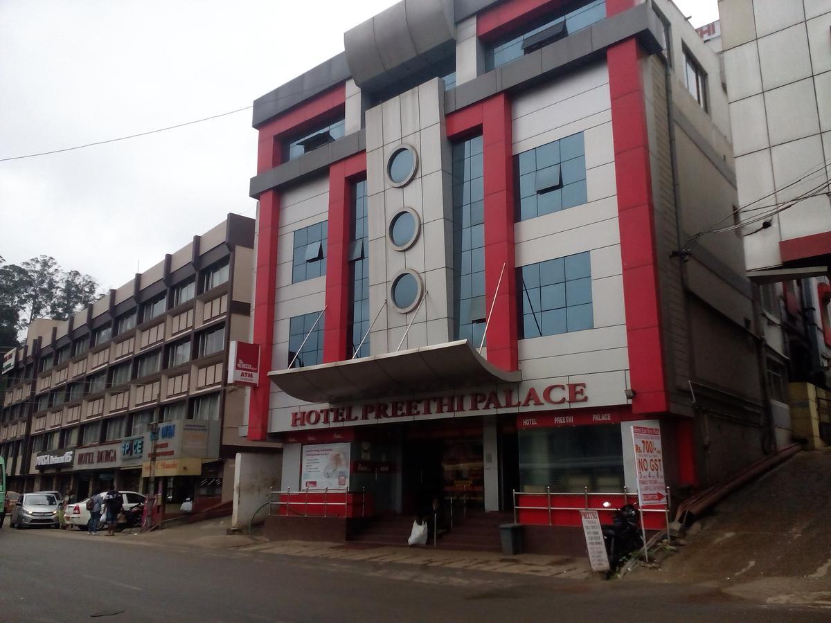 Hotel Preethi Palace Udagamandalam Exterior foto